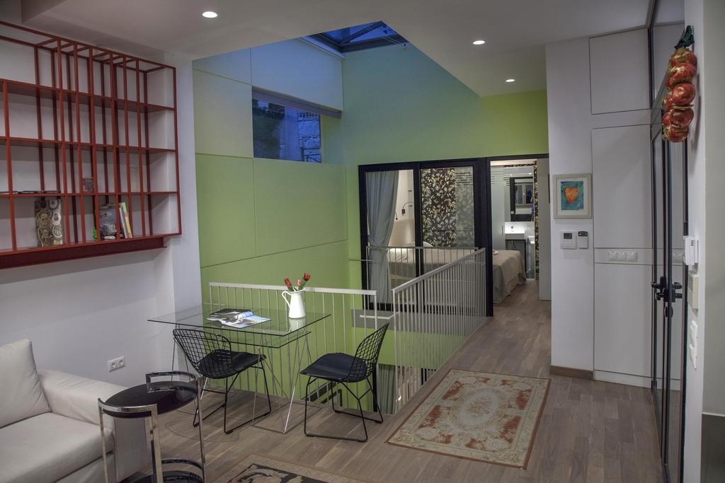 Tripodon Plaka In The Shade Of Acropolis By Ghh Villa Athens Exterior photo